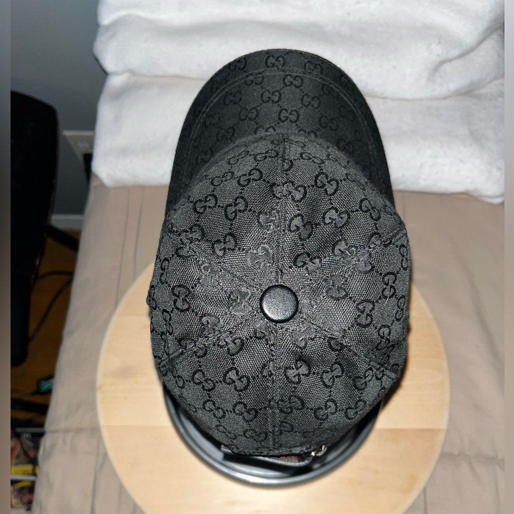 Black Gucci Hat Cap Adjustable Velcro Strap Unisex Red Green Web Stripe - Picture 3 of 9